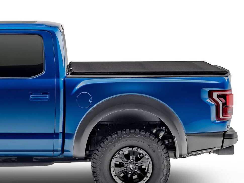 Extang 94973 Trifecta Signature 2.0 Soft Folding Tonneau Cover Nissan Titan/Titan XD 17-19 8'3"