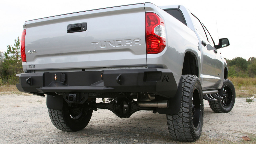 Fab Fours TT14-W2850-1 Premium Rear Bumper Toyota Tundra 14-21
