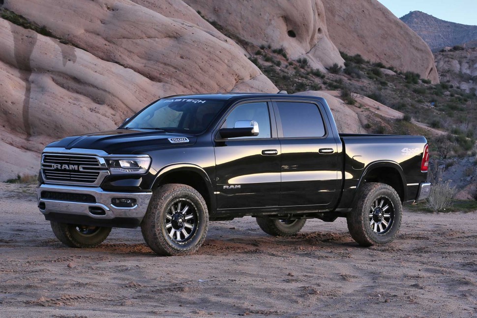 Лифт комплект подвески Dodge Ram 1500 19-23 Lift 3" Fabtech K3170DL