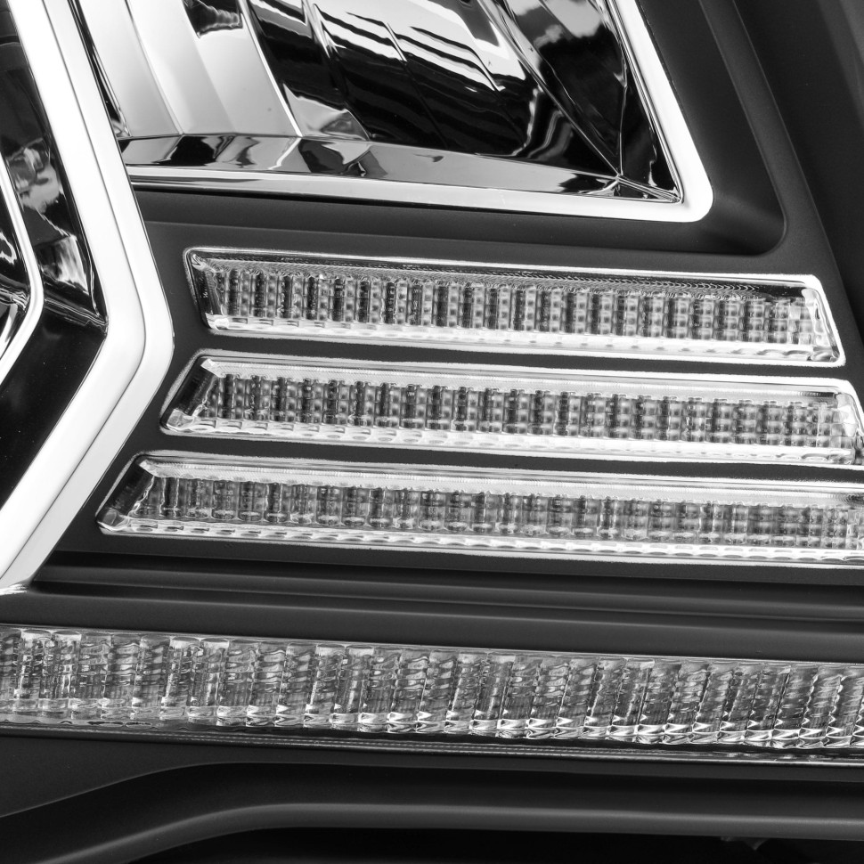 Комплект передних Led фар Toyota Tacoma 05-11 LUXX-Series AlphaRex 880735
