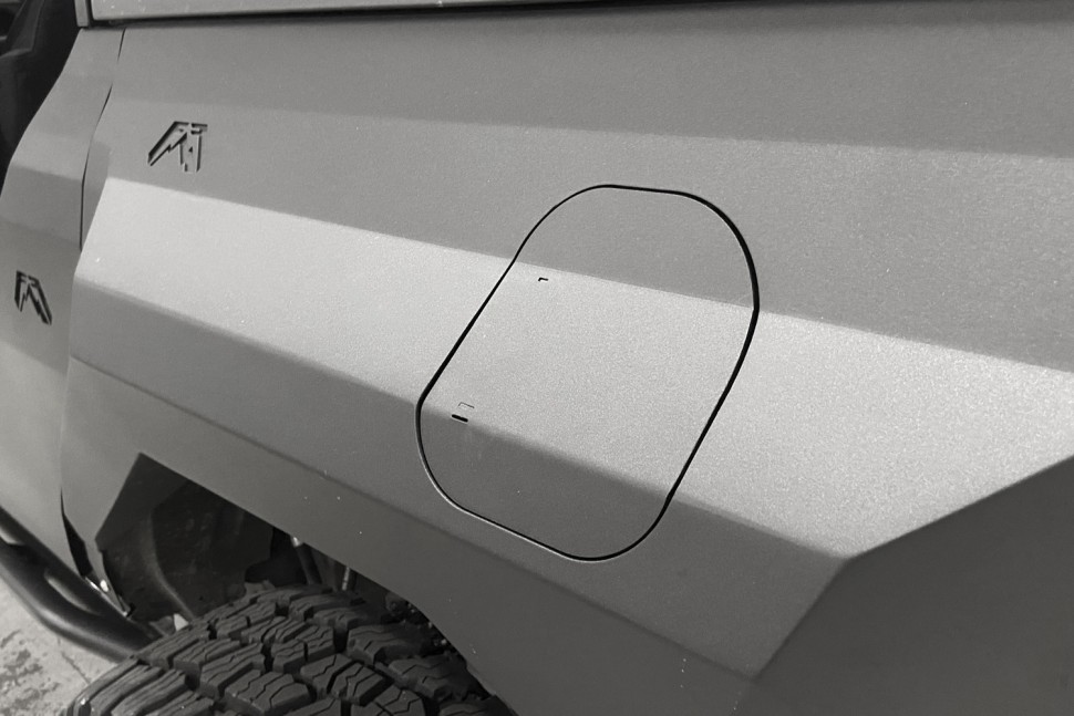 Задние крылья Ford Bronco 21-26 Fab Fours FB2001-1
