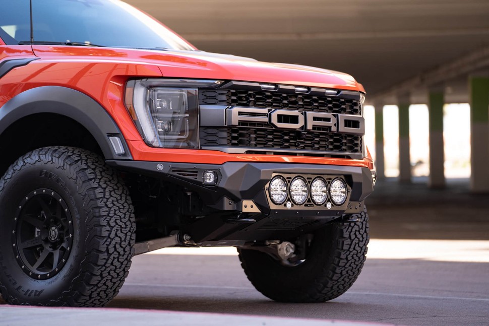 Передний бампер Ford F-150 Raptor/Raptor R 21-25 Addictive Desert Designs F210014110103