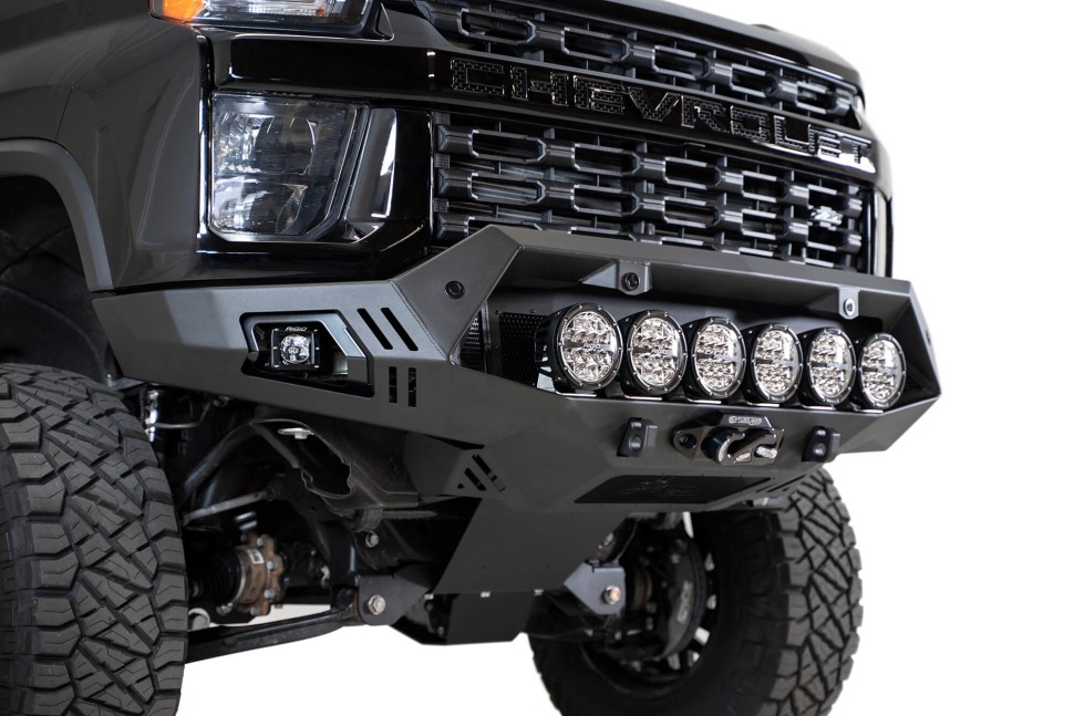 Передний бампер под лебёдку Chevrolet Silverado 2500/3500 20-23 Addictive Desert Designs F270043500103