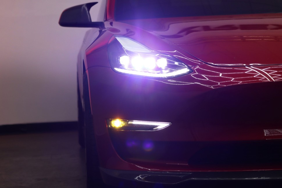 AlphaRex 210010 Led Projector Fog Lights Tesla Model 3/Model Y 17-24