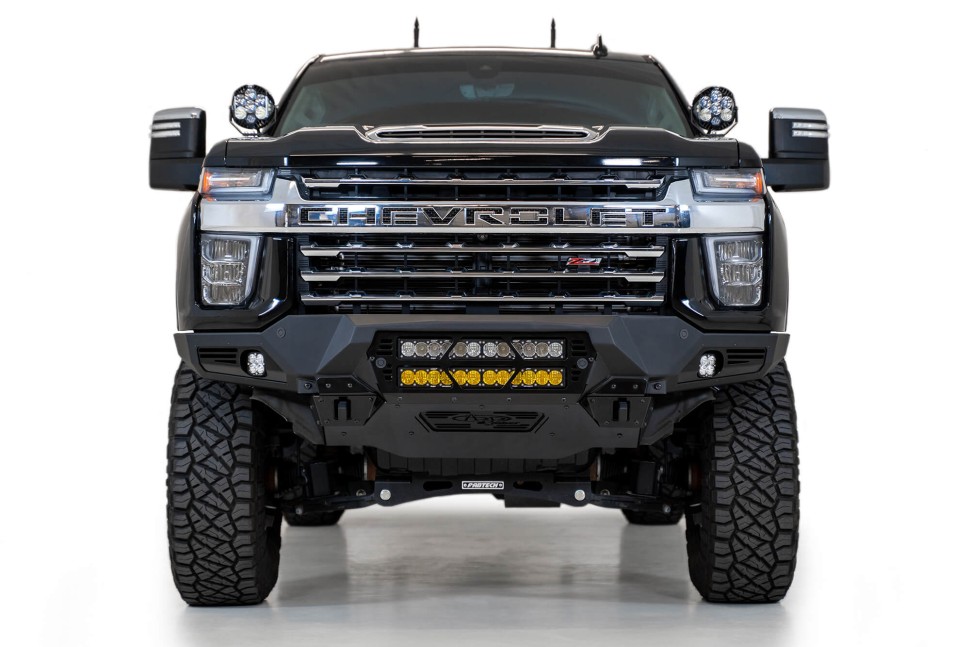 Передний бампер Chevrolet Silverado 2500/3500 20-23 Addictive Desert Designs F270012140103