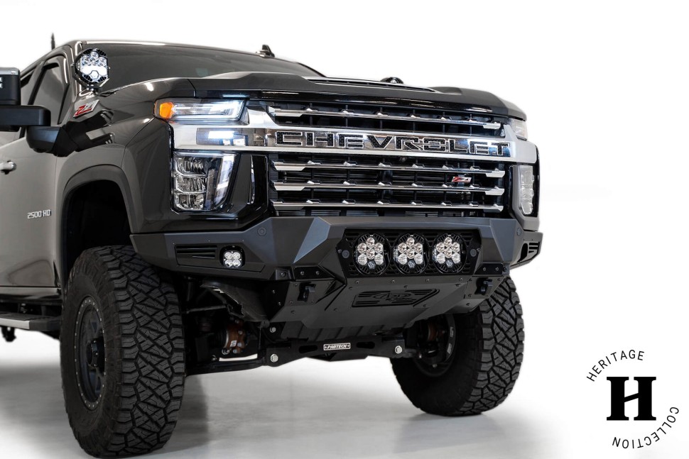 Передний бампер Chevrolet Silverado 2500/3500 20-23 Addictive Desert Designs F270014100103