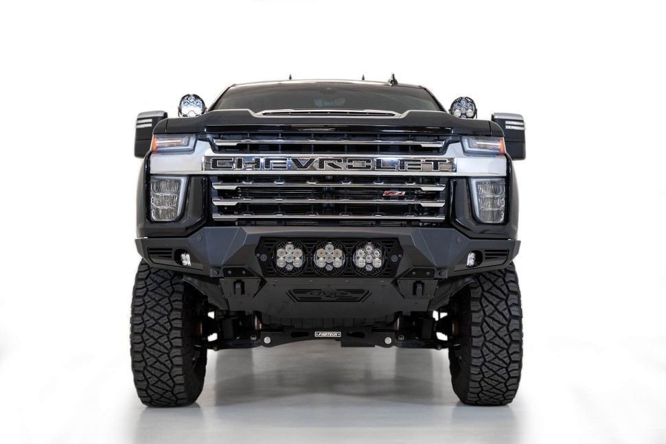 Передний бампер Chevrolet Silverado 2500/3500 20-23 Addictive Desert Designs F270014100103