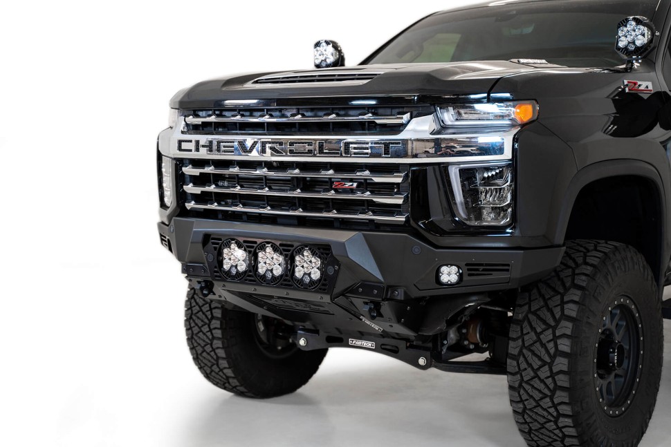 Передний бампер Chevrolet Silverado 2500/3500 20-23 Addictive Desert Designs F270014100103
