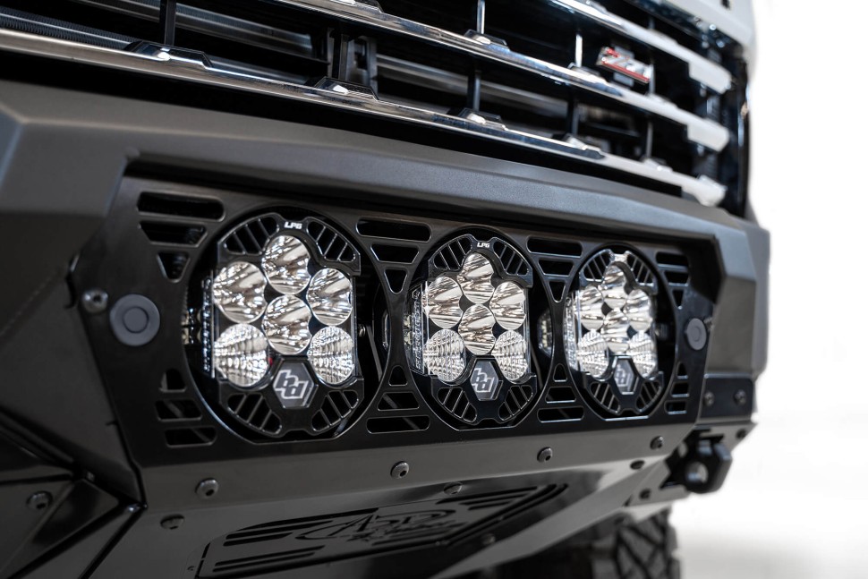 Передний бампер Chevrolet Silverado 2500/3500 20-23 Addictive Desert Designs F270014100103