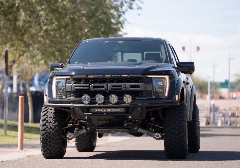 Передний бампер Ford F-150 Raptor/Raptor R 21-23 Addictive Desert Designs F218102070103