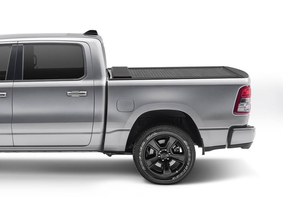Ролета багажника выдвижная с электроприводом Dodge Ram 1500 19-25 6'4" E-Series Roll-N-Lock RC402E