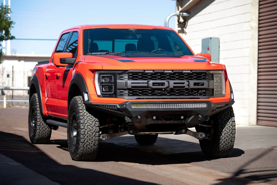 Передний бампер Ford F-150 Raptor/Raptor R 21-23 Addictive Desert Designs F210151140103