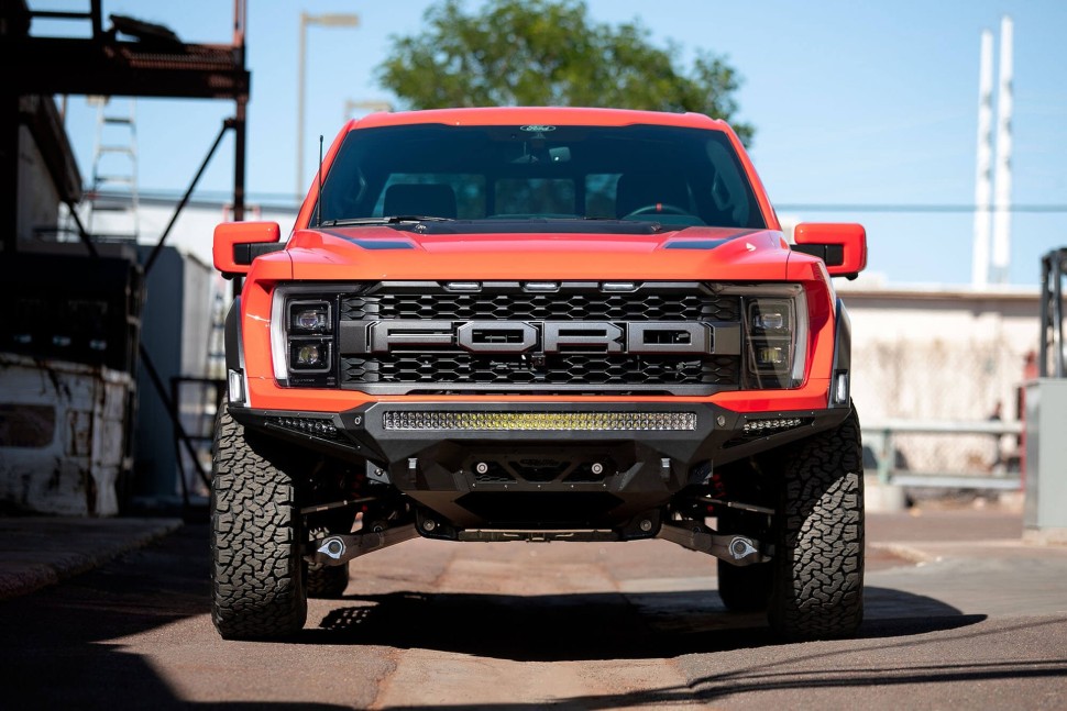 Передний бампер Ford F-150 Raptor/Raptor R 21-23 Addictive Desert Designs F210151140103