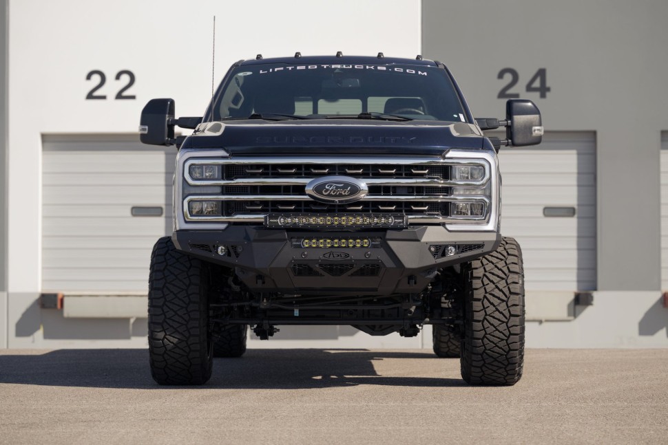 Передний бампер Ford F-250/F-350 23-25 Addictive Desert Designs F810211770103