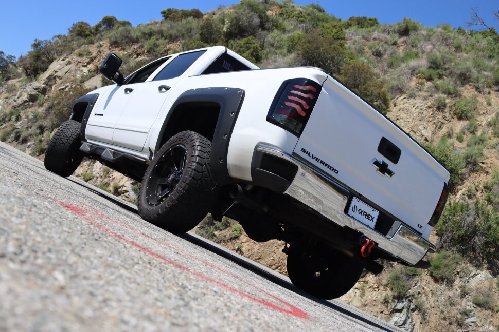 Світлодіодні задні ліхтарі Chevrolet Silverado/GMC Sierra 1500/2500/3500 14-19 PRO-Series AlphaRex 620010