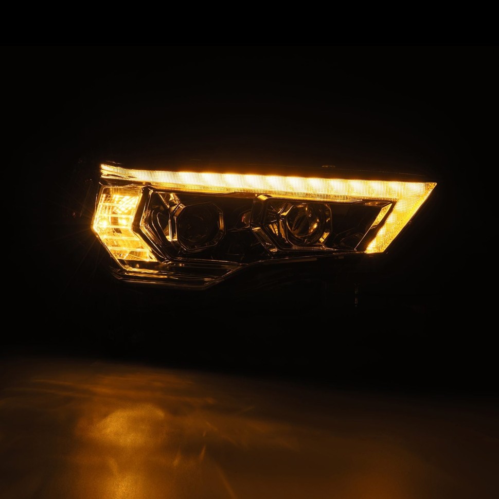 Комплект передних Led фар Toyota 4Runner 14-24 LUXX-Series AlphaRex 880812