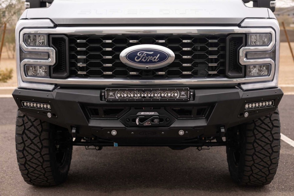 Передний бампер под лебёдку Ford F-250/F-350 23-25 Addictive Desert Designs F810335070103