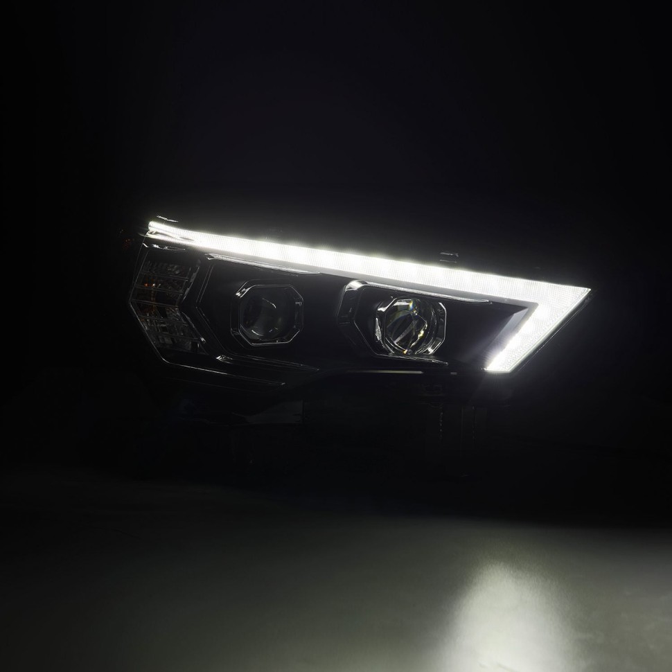 Комплект передних Led фар Toyota 4Runner 14-24 LUXX-Series AlphaRex 880811