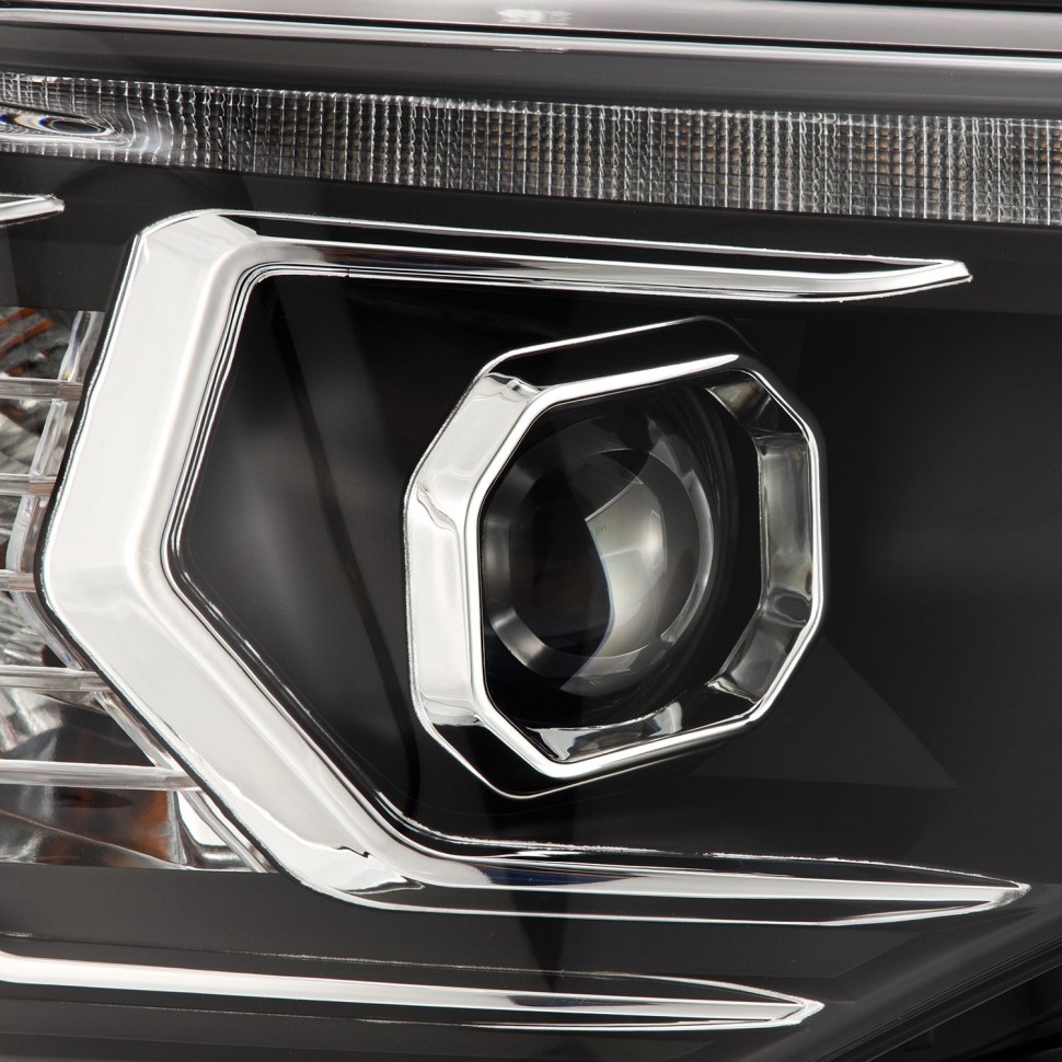 Комплект передних Led фар Toyota 4Runner 14-24 LUXX-Series AlphaRex 880811
