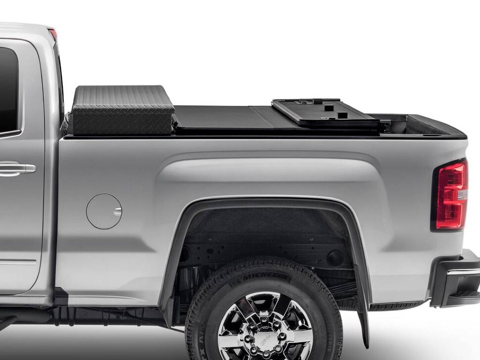 Кришка багажника складана Chevrolet Colorado/GMC Canyon 15-22 6'2" Solid Fold Toolbox 2.0 Extang 84355