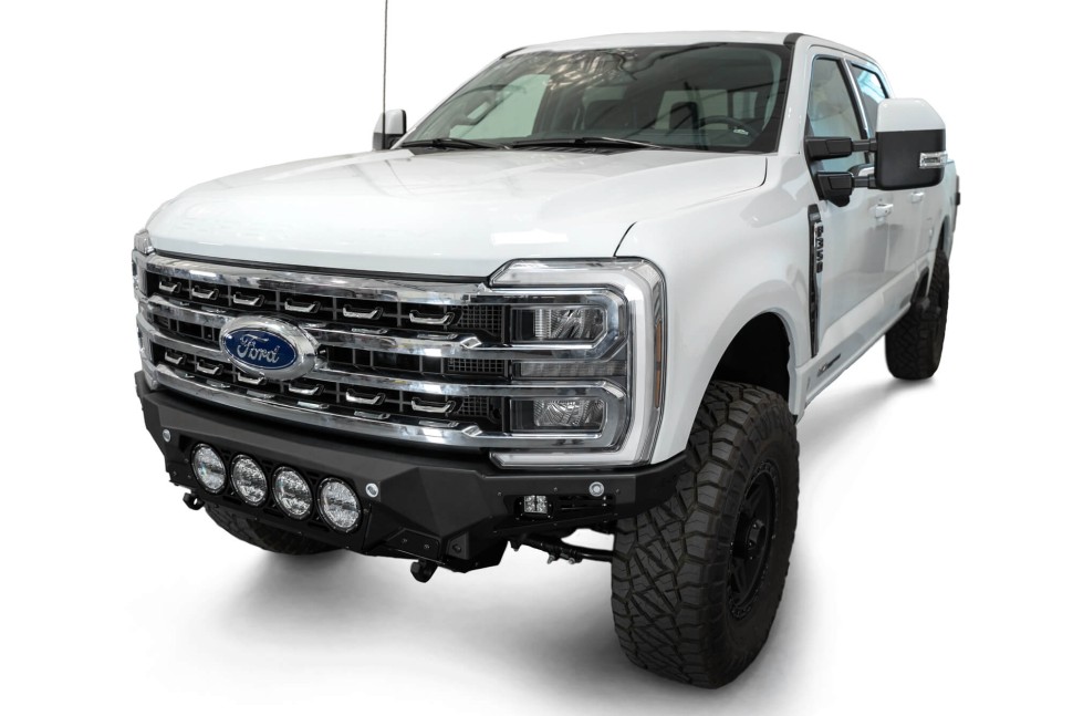 Передний бампер Ford F-250/F-350 23-25 Addictive Desert Designs F810014110103