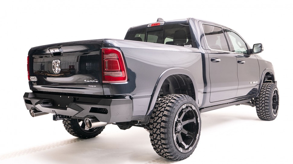 Задний бампер Vengeance Dodge Ram 1500 19-20 Fab Fours DR19-E4251-1