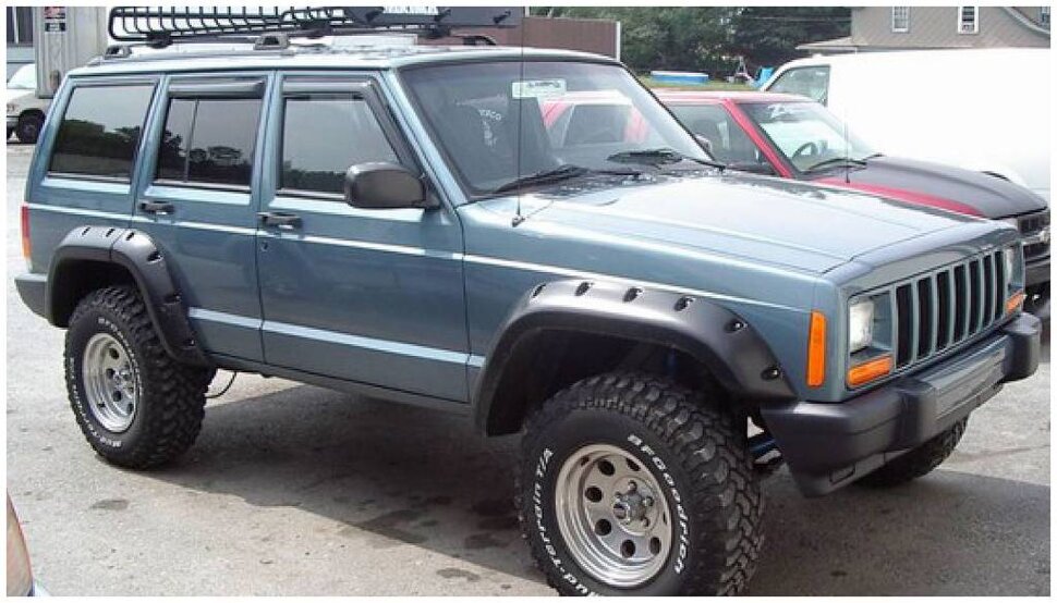 Bushwacker 10911-07 Cut Out Fender Flares Set 4 PC Jeep Cherokee 00-01