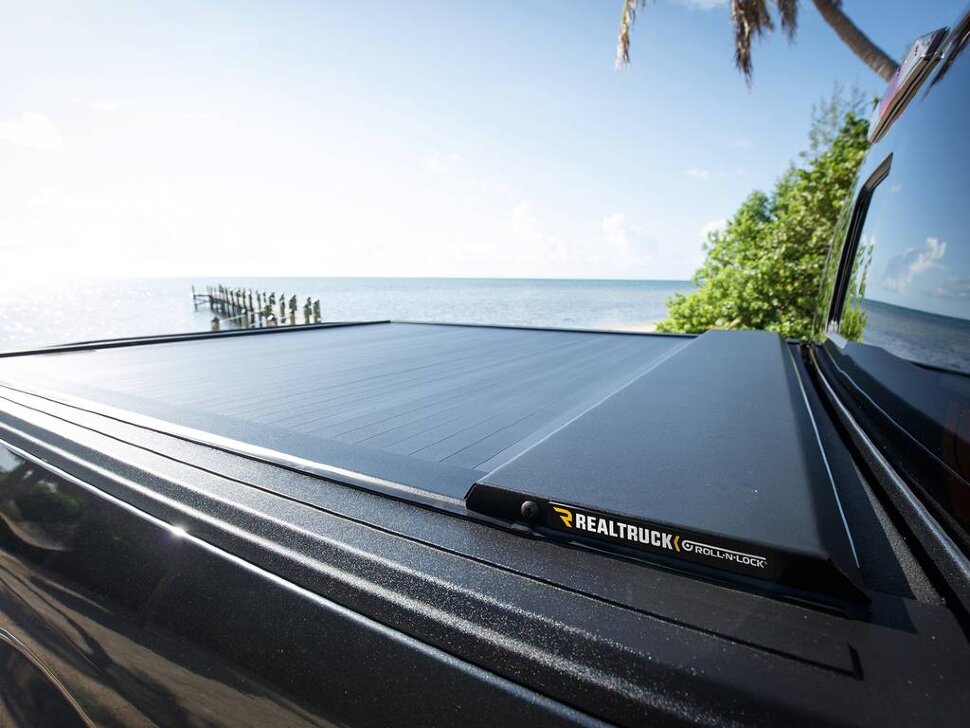 Roll-N-Lock RC226E E-Series Power Retractable Tonneau Cover Chevrolet Silverado/GMC Sierra 2500/3500 20-25 6'9"
