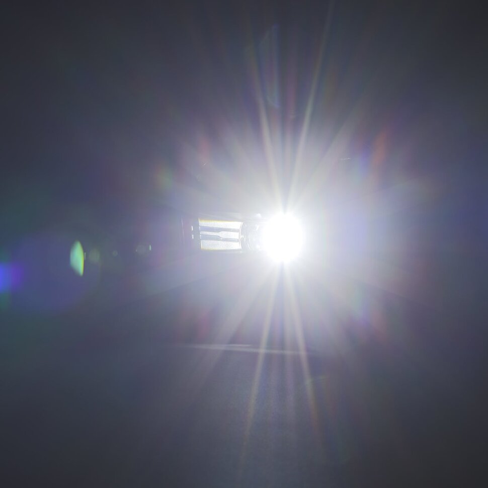 AlphaRex 210021 Led Projector Fog Lights GMC Sierra 1500 22-25