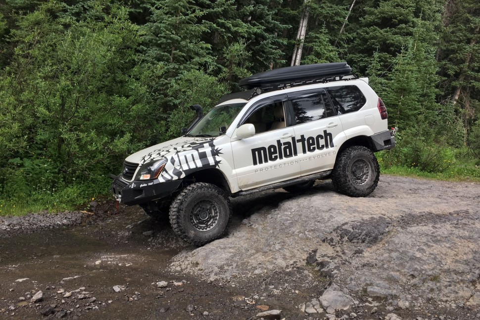 Black Rhino 2095ARY068165D22 Armory Wheel Desert Sand 20x9.5 +6