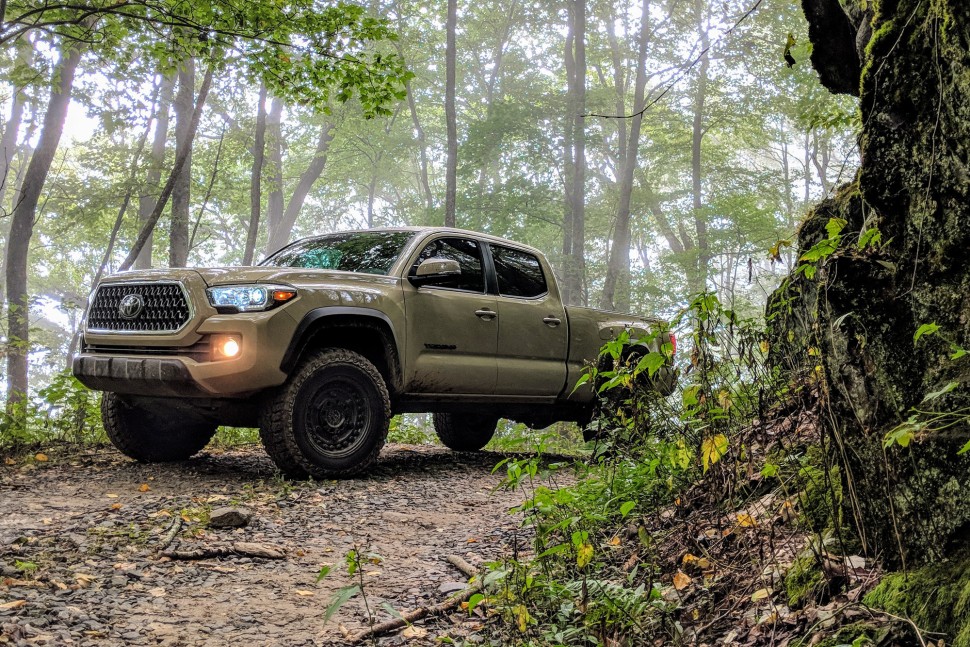 Black Rhino 2095ARY068165D22 Armory Wheel Desert Sand 20x9.5 +6