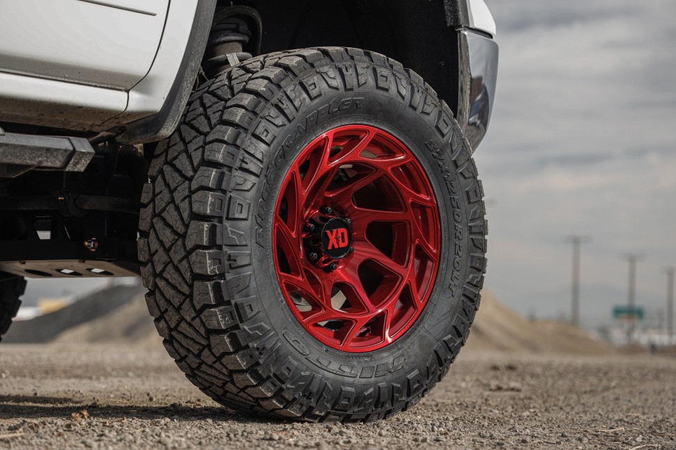 XD Wheels XD86079068600 Onslaught Wheel Satin Black W/Bronze Tint 17x9