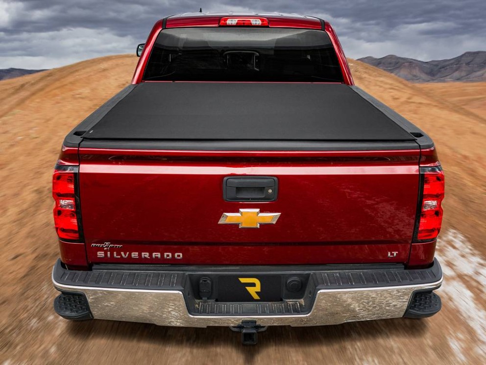 TruXedo 1450001 Pro X15 Soft Rolling Up Tonneau Cover Chevrolet Colorado/GMC Canyon 23-25 5'2"