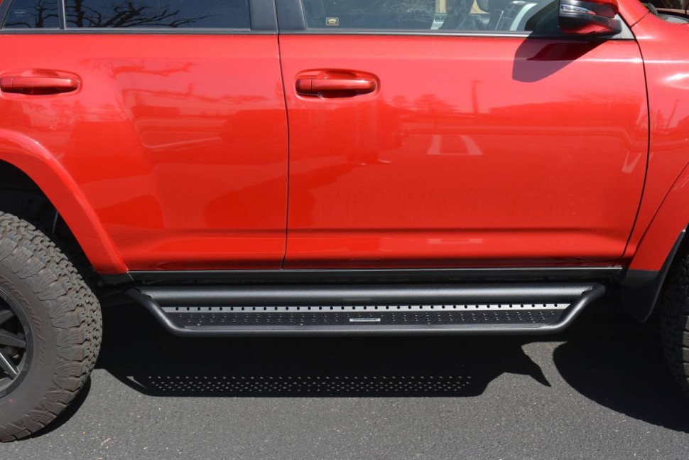 Подножки Toyota 4Runner 14-22 Dominator Xtreme D1 Go Rhino D14425T