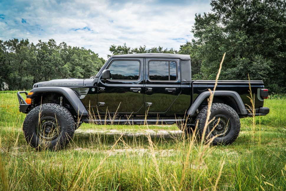 Black Rhino 1895ABR126140B12 Abrams Wheel Gloss Gunblack W/Machined Dark Tint Lip 18x9.5 +12