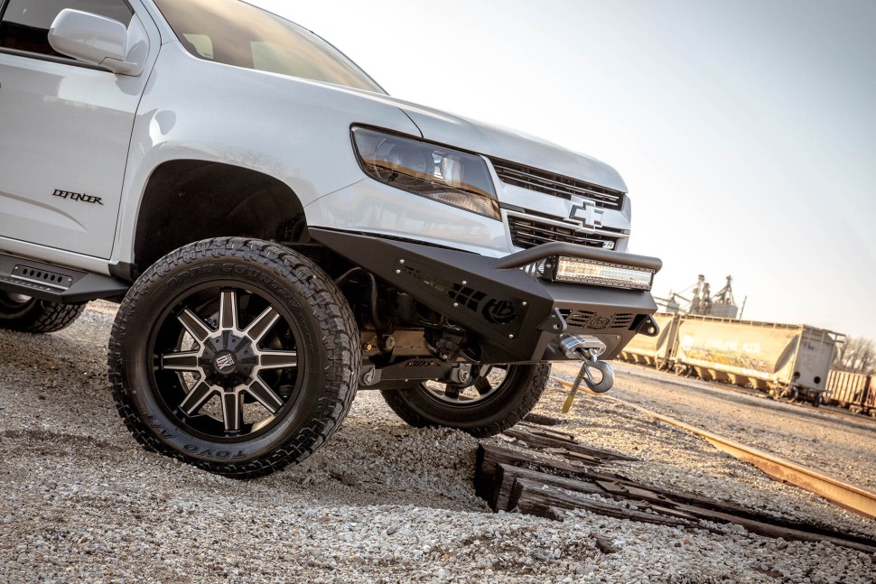 Передний бампер Chevrolet Colorado/GMC Canyon 15-20 Addictive Desert Designs F357382720103