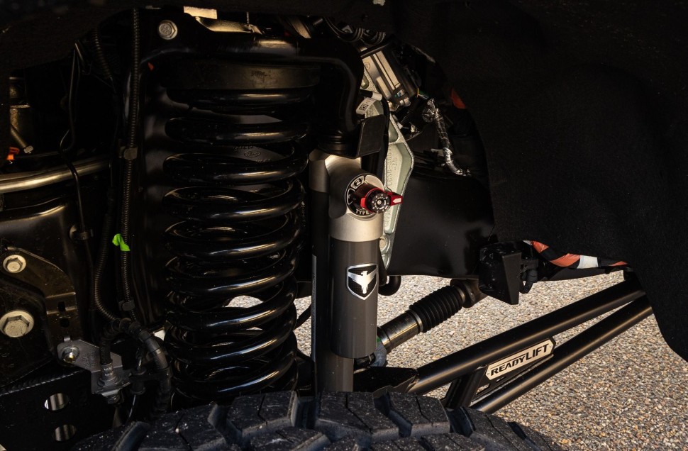 Ліфт-комплект підвіски Ford F-250/F-350 23-26 Lift 6" ReadyLift 43-23660