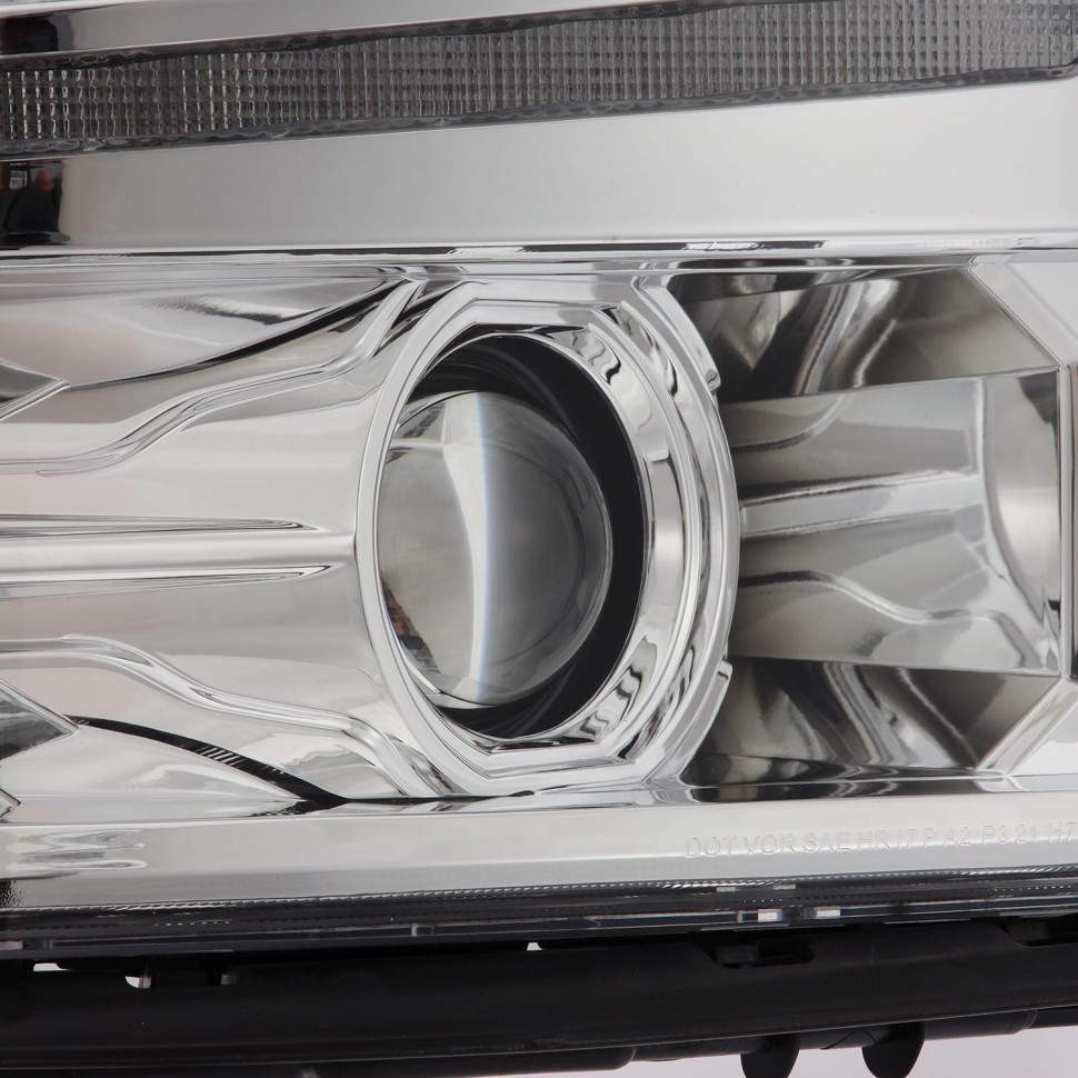 Комплект передних галогеновых фар Chevrolet Silverado 1500 14-15 PRO-Series AlphaRex 880246