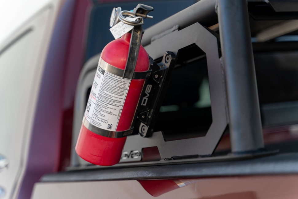 Стійка overland Toyota Tundra/Ford F-150/F-250/F-350/Dodge Ram 1500/2500/3500/Chevrolet Silverado/GMC Sierra 1500 07-24 MTO DV8 Offroad RRUN-03