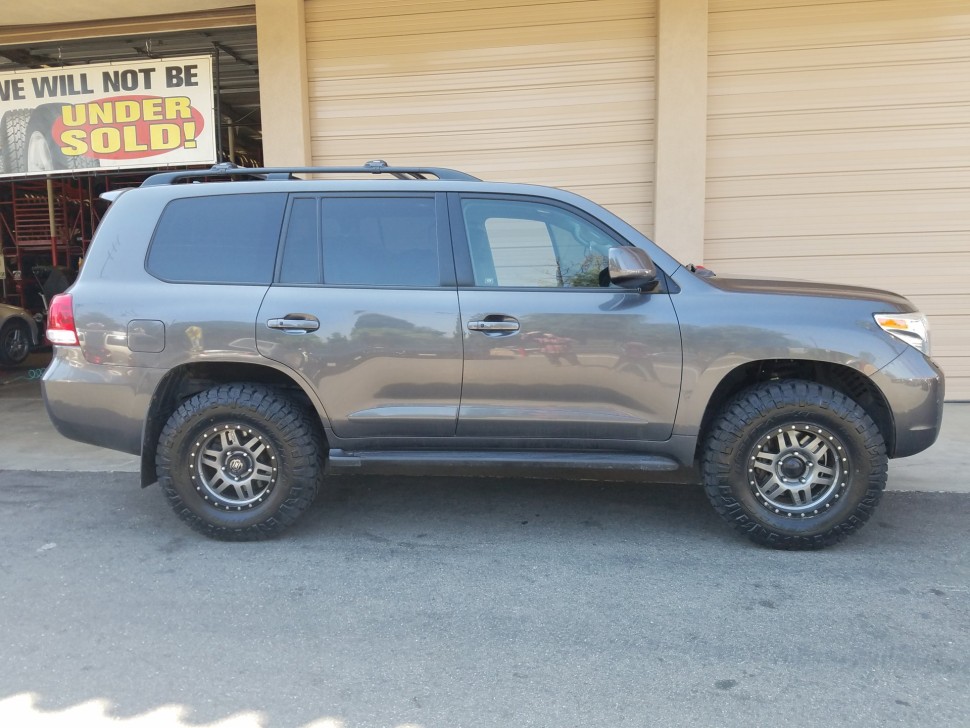 Колісний диск Icon Vehicle Dynamics Six Speed Gun Metal 17x8.5 ET+25 1417855557GM