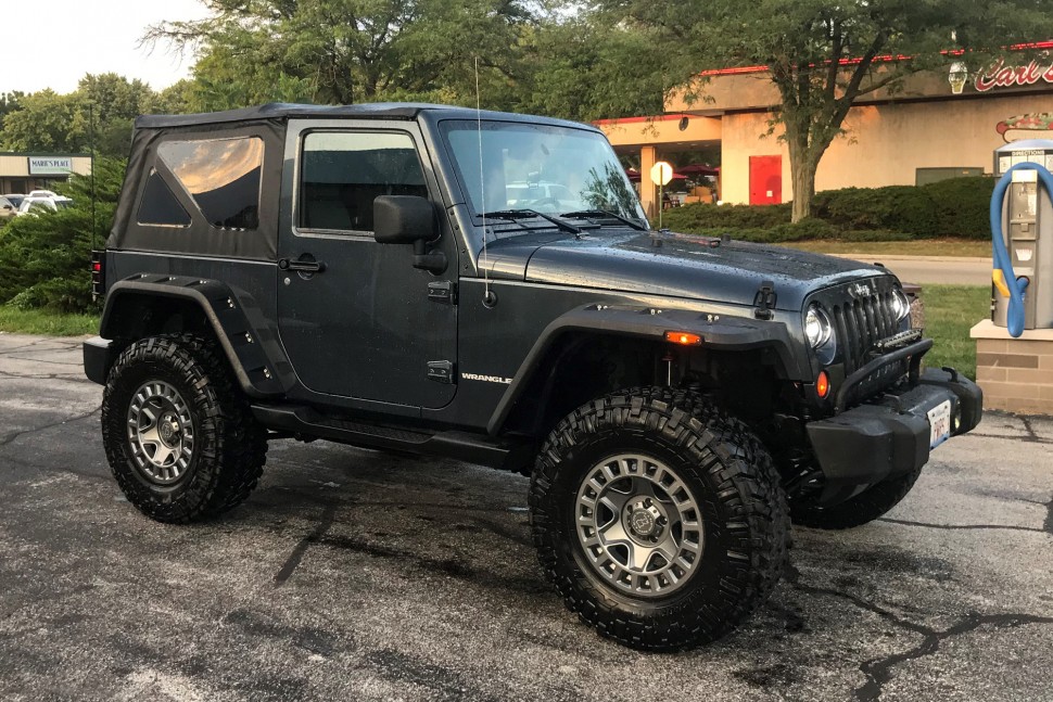 Колісний диск Black Rhino York Matte Gunmetal 17x9 ET-12 1790YRK-25127G71