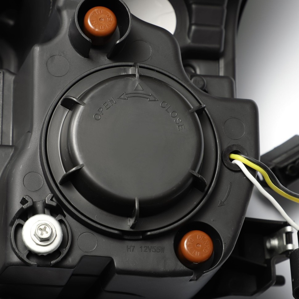 Комплект передних Led фар Ford F-150 15-17 NOVA-Series AlphaRex 880152