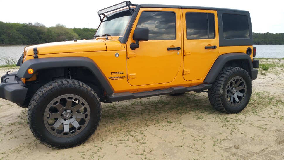 Black Rhino 1790WAR128180M25 Warlord Wheel Matte Black W/Machine Dark Tint Lip 17x9 +12