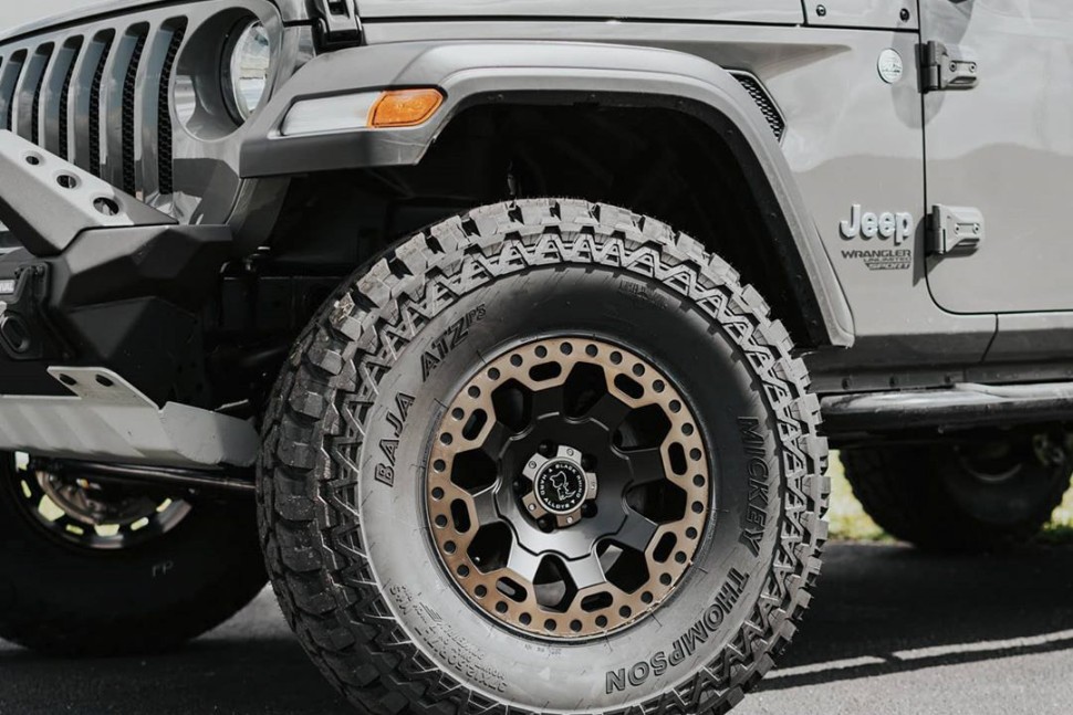 Black Rhino 1790WAR128180M25 Warlord Wheel Matte Black W/Machine Dark Tint Lip 17x9 +12