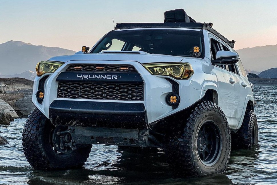 Black Rhino 1785SDM006114Z76A Stadium Wheel Matte Bronze 17x8.5