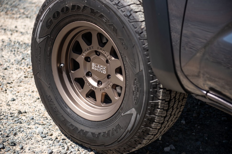 Black Rhino 1785SDM006114Z76A Stadium Wheel Matte Bronze 17x8.5