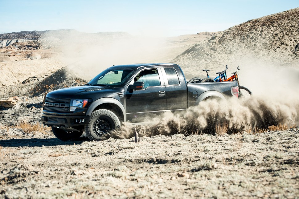 Black Rhino 1780YRK355114G76 York Wheel Matte Gunmetal 17x8 +35