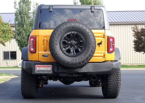 Выхлопная система Axle-Back Ford Bronco 21-26 Outlaw Series Flowmaster 818120