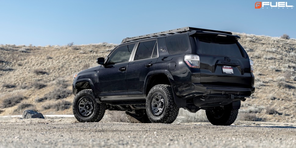 Колесный диск Fuel Off Road Traction Matte Gunmetal W/Black Ring 20x10 ET-18 D82520008947