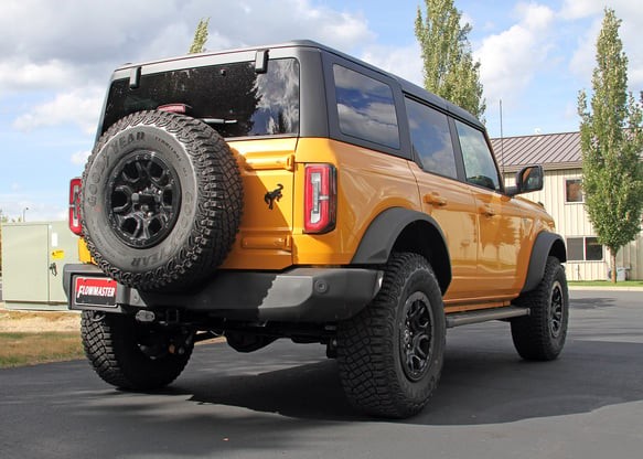 Выхлопная система Axle-Back Ford Bronco 21-26 American Thunder Flowmaster 818121